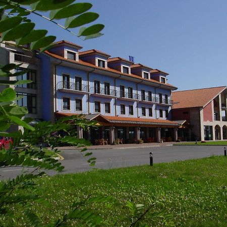 Noreña Hotel Cristina מראה חיצוני תמונה