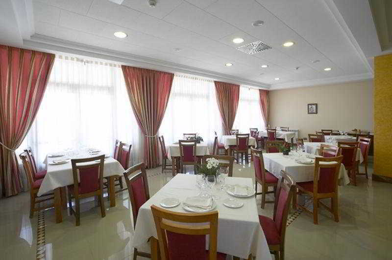 Noreña Hotel Cristina מראה חיצוני תמונה