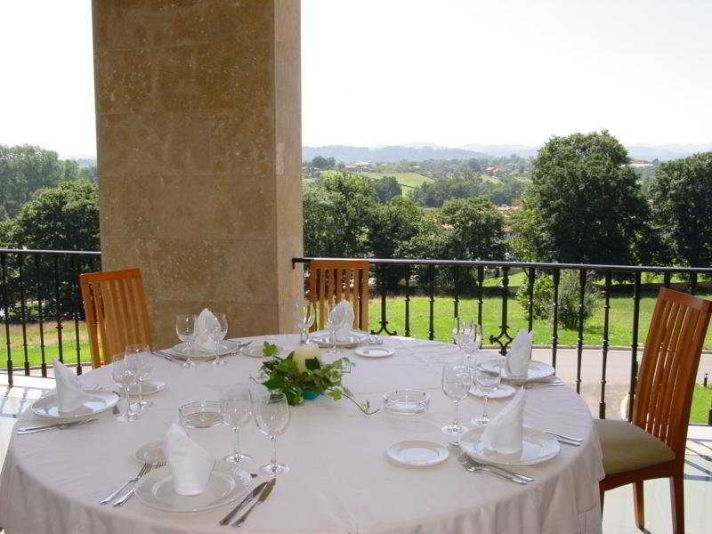 Noreña Hotel Cristina מראה חיצוני תמונה